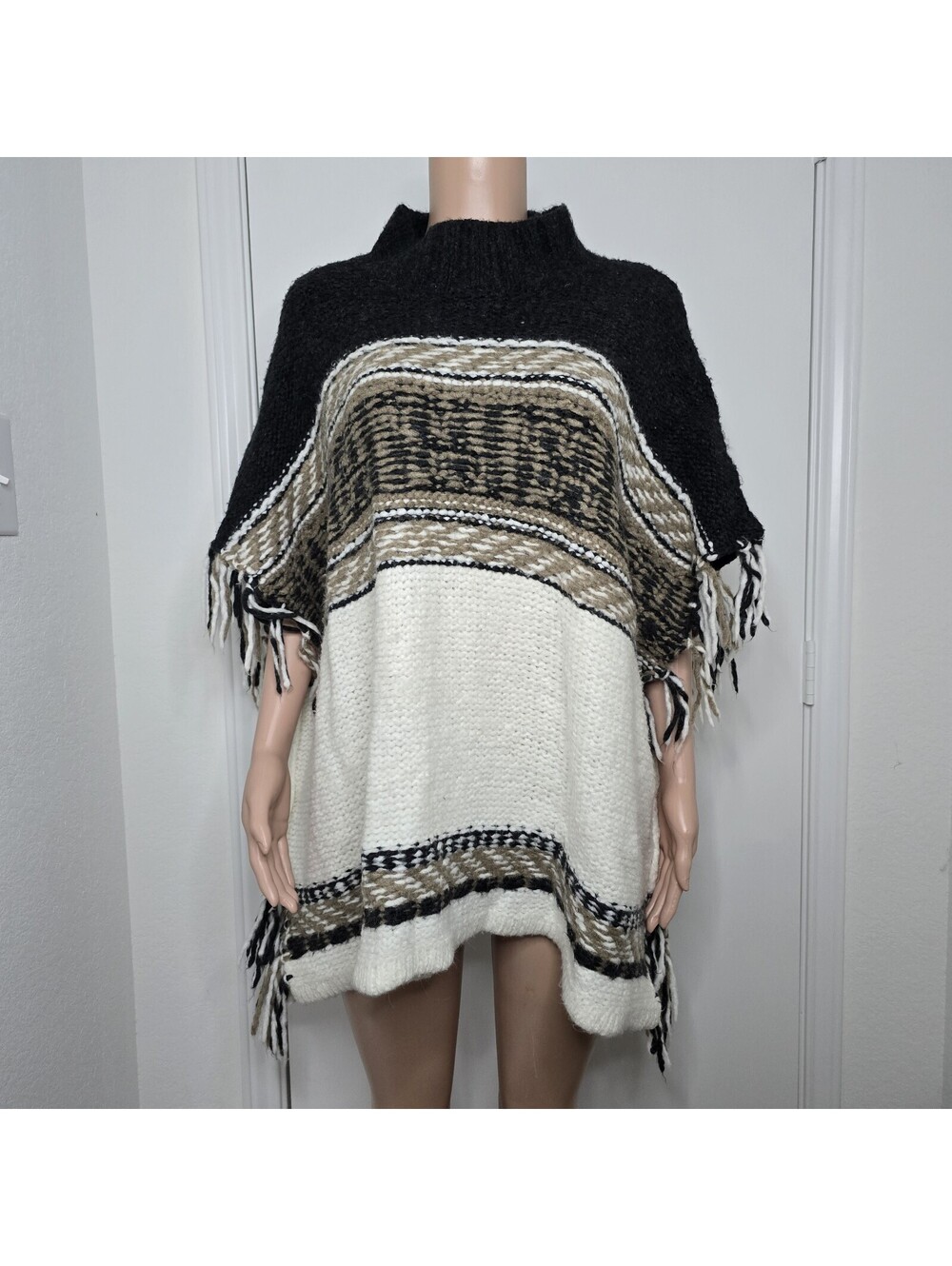 Free People Labyrinth Wool Poncho Knit Fringe Sweater XS/S Boho Hippie